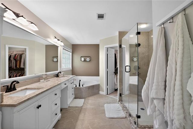 238 Harbor Pointe Drive, Stone Mountain, GA 30087