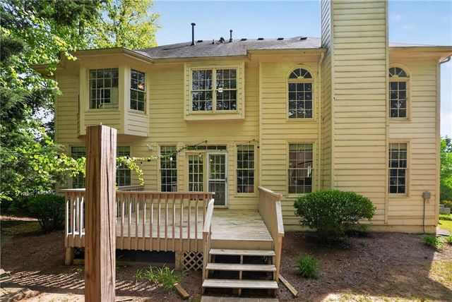 238 Harbor Pointe Drive, Stone Mountain, GA 30087