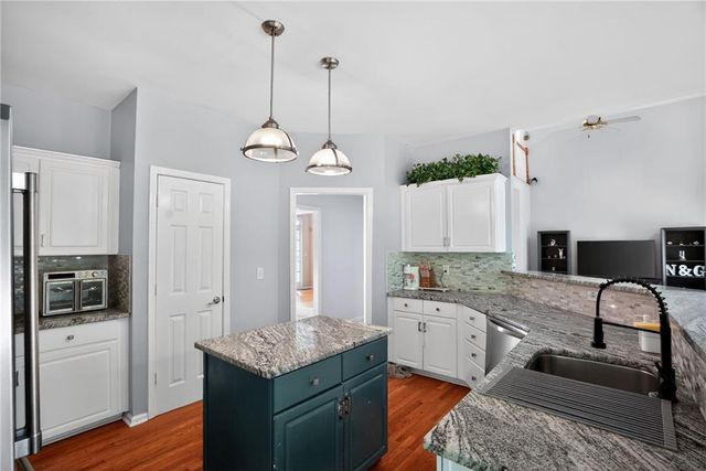 238 Harbor Pointe Drive, Stone Mountain, GA 30087