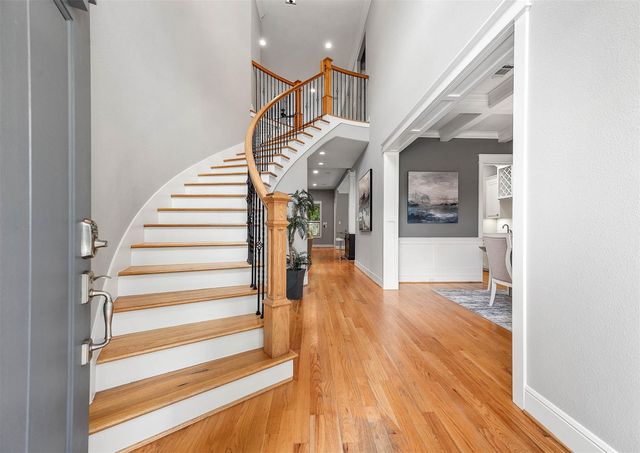 1740 Nina Lee Lane, Houston, TX 77018