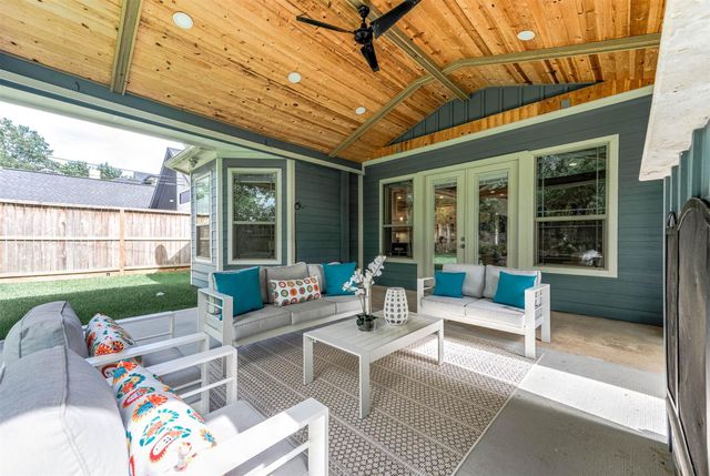 1740 Nina Lee Lane, Houston, TX 77018