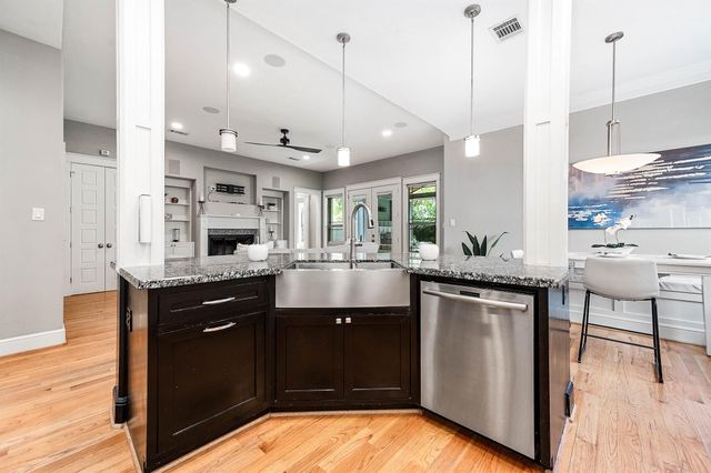 1740 Nina Lee Lane, Houston, TX 77018