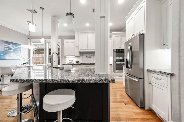 1740 Nina Lee Lane, Houston, TX 77018
