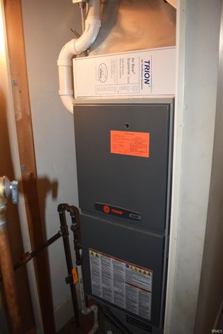 210 Leslie Avenue, Evansville, IN 47712