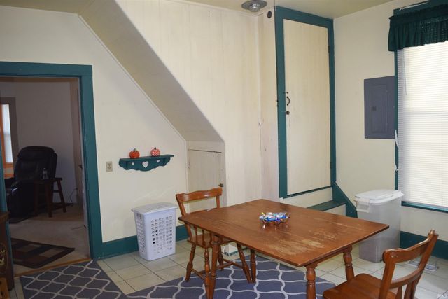 210 Leslie Avenue, Evansville, IN 47712