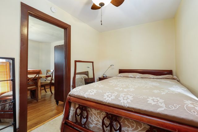 13157 Greenwood Avenue, Blue Island, IL 60406