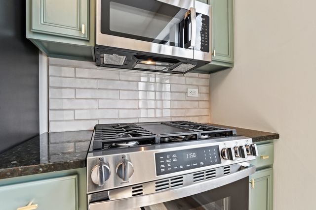 1449 N Ashland Avenue 2R, Chicago, IL 60622