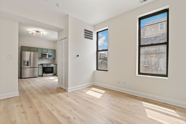1449 N Ashland Avenue 2R, Chicago, IL 60622