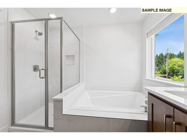 16450 Sw CAMBRIDGE Ln, Portland, OR 97224