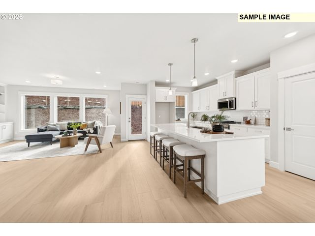 16450 Sw CAMBRIDGE Ln, Portland, OR 97224