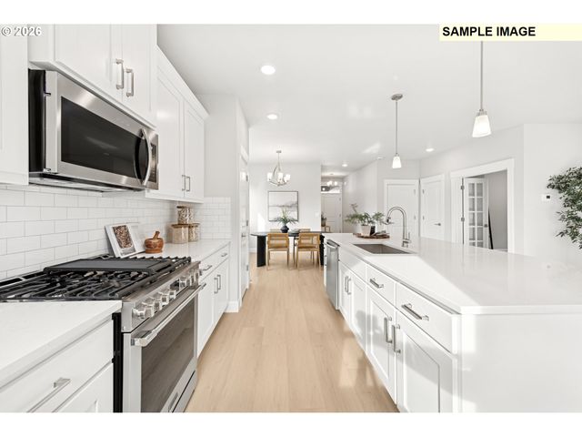 16450 Sw CAMBRIDGE Ln, Portland, OR 97224