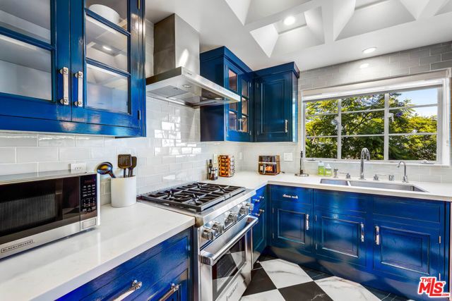 1398 Miller Drive, Los Angeles, CA 90069