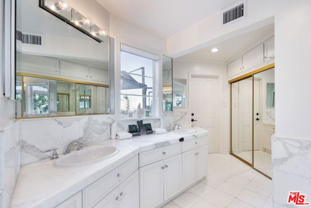 1398 Miller Drive, Los Angeles, CA 90069