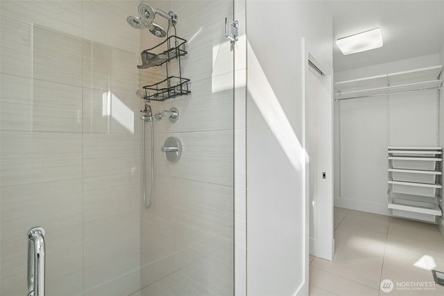 1522 211th Place NE, Sammamish, WA 98074