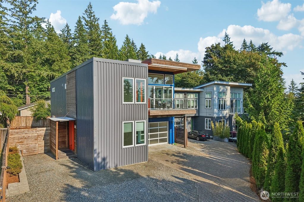 1522 211th Place NE, Sammamish, WA 98074
