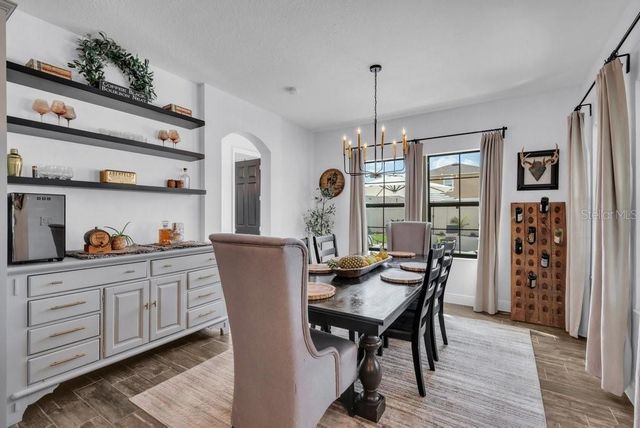 14613 RED CASTLE AVENUE, Lithia, FL 33547