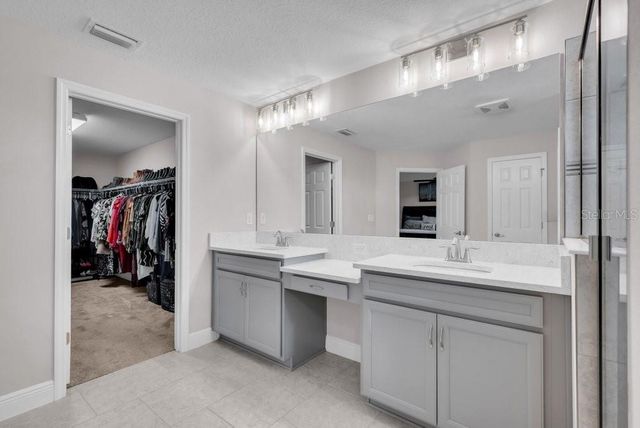 14613 RED CASTLE AVENUE, Lithia, FL 33547