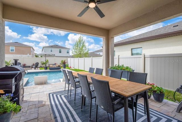 14613 RED CASTLE AVENUE, Lithia, FL 33547