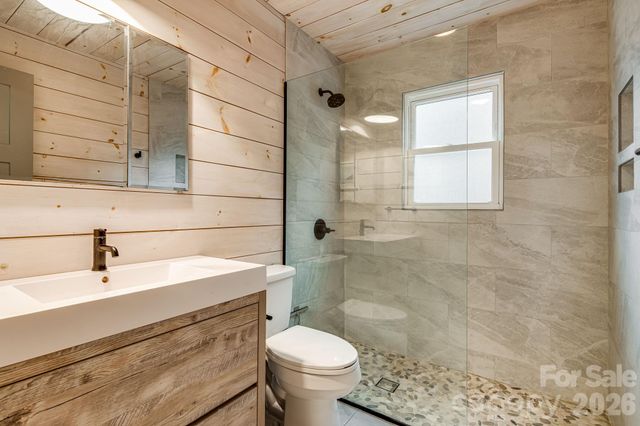 61 White Dogwood Lane, Lake Junaluska, NC 28745