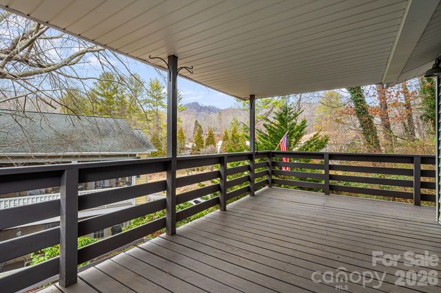 61 White Dogwood Lane, Lake Junaluska, NC 28745