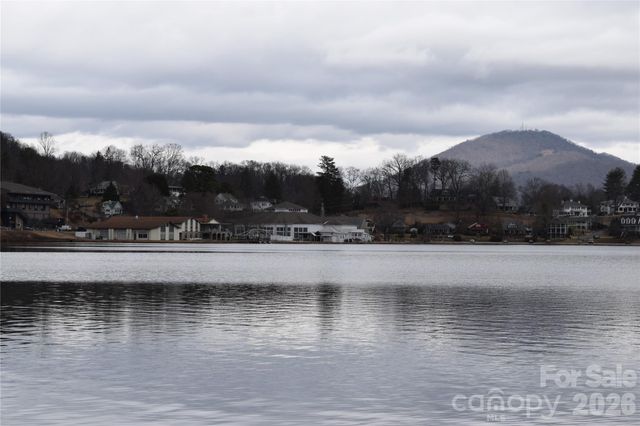 61 White Dogwood Lane, Lake Junaluska, NC 28745