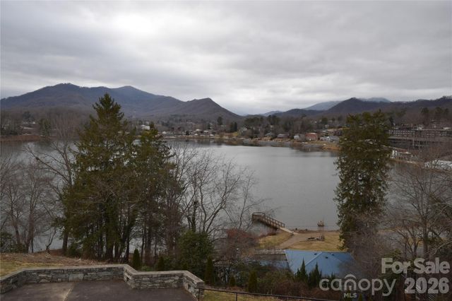 61 White Dogwood Lane, Lake Junaluska, NC 28745