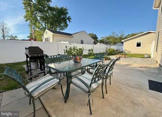 321 NEW JERSEY AVE, National Park, NJ 08063