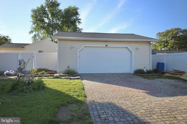 321 NEW JERSEY AVE, National Park, NJ 08063