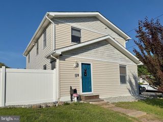 321 NEW JERSEY AVE, National Park, NJ 08063