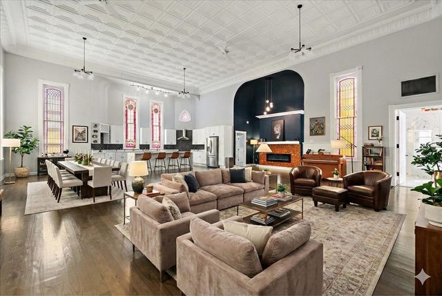 200 W Crawford Street, Peotone, IL 60468