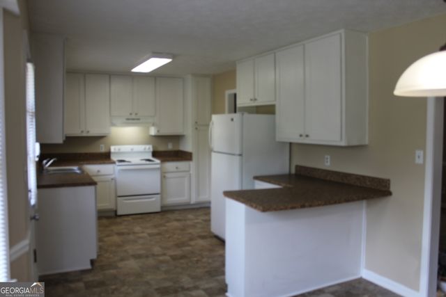 2084 Marbut Lane, Lithonia, GA 30058