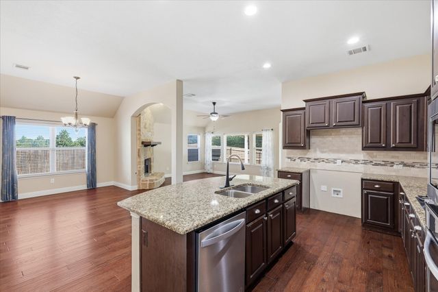 6108 Roaring Creek, Denton, TX 76226