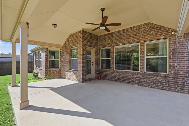 6108 Roaring Creek, Denton, TX 76226
