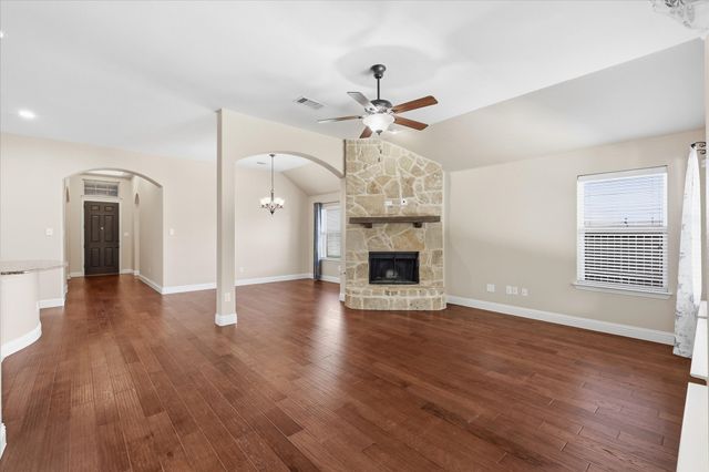 6108 Roaring Creek, Denton, TX 76226