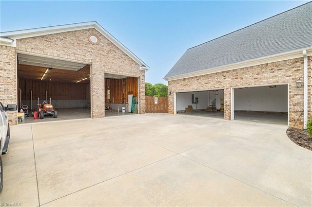 8204 Brotherstwo Road, Colfax, NC 27235