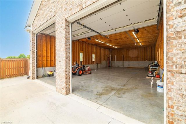 8204 Brotherstwo Road, Colfax, NC 27235