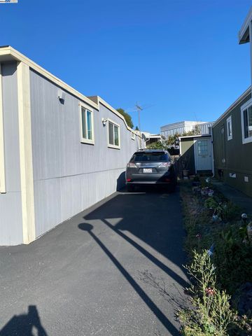 3913 Castro Valley Blvd. 39, Castro Valley, CA 94546