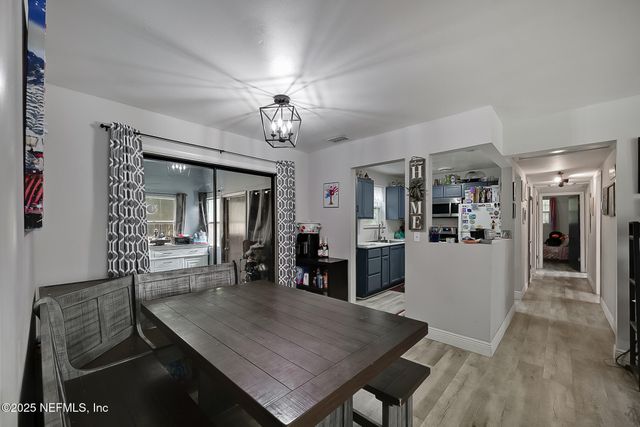 6829 TANGO Lane N, Jacksonville, FL 32210