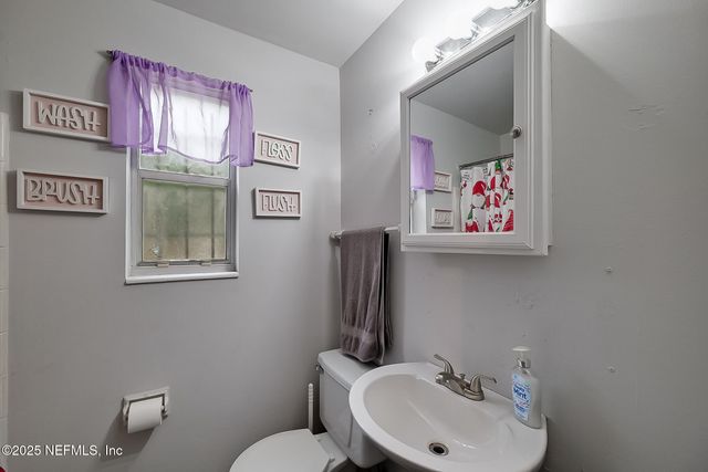 6829 TANGO Lane N, Jacksonville, FL 32210