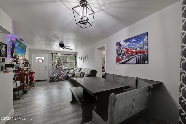 6829 TANGO Lane N, Jacksonville, FL 32210