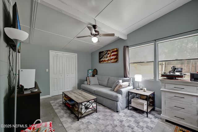 6829 TANGO Lane N, Jacksonville, FL 32210