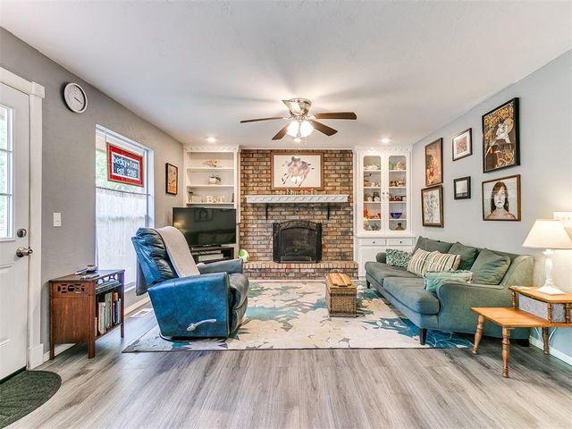 2501 N Weatherford Drive, Norman, OK 73071