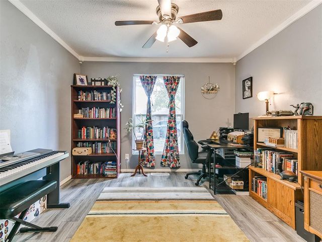 2501 N Weatherford Drive, Norman, OK 73071