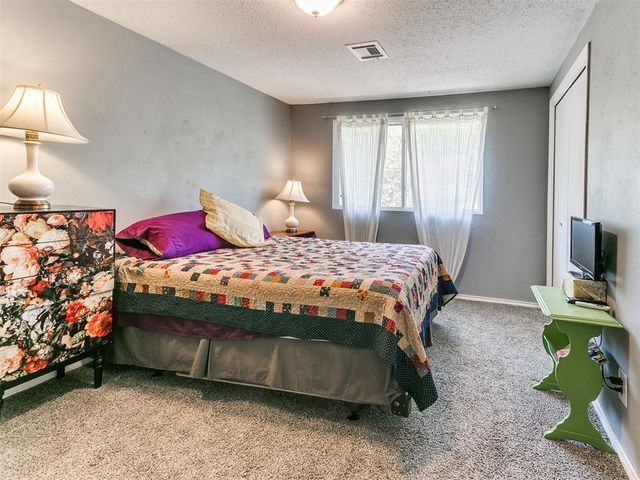 2501 N Weatherford Drive, Norman, OK 73071