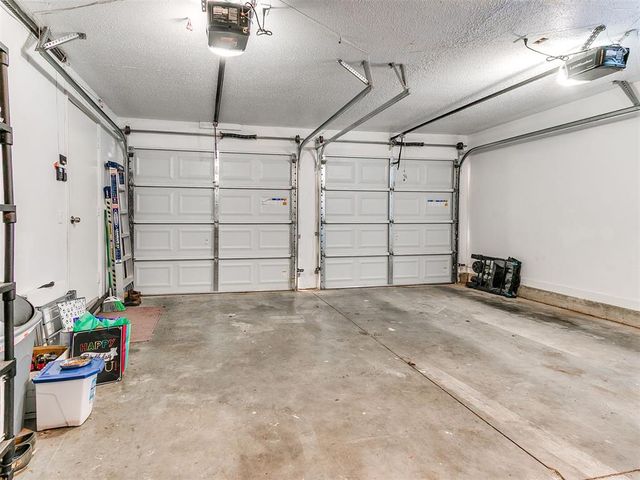 2501 N Weatherford Drive, Norman, OK 73071