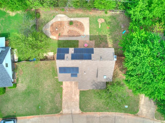 2501 N Weatherford Drive, Norman, OK 73071