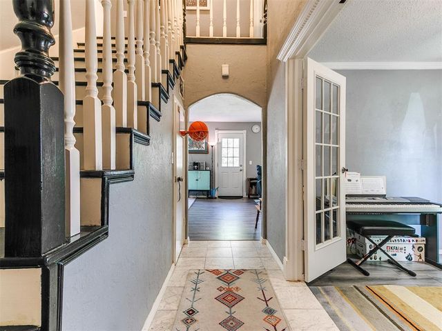 2501 N Weatherford Drive, Norman, OK 73071