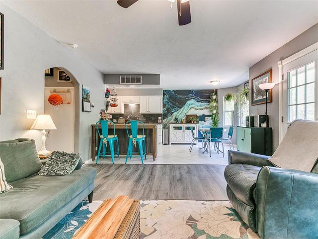 2501 N Weatherford Drive, Norman, OK 73071
