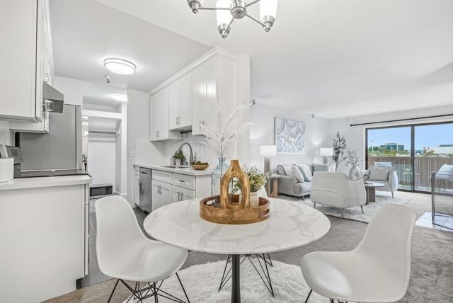 400 Ortega Avenue 216, Mountain View, CA 94040