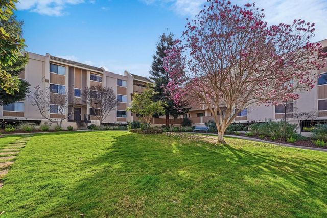 400 Ortega Avenue 216, Mountain View, CA 94040